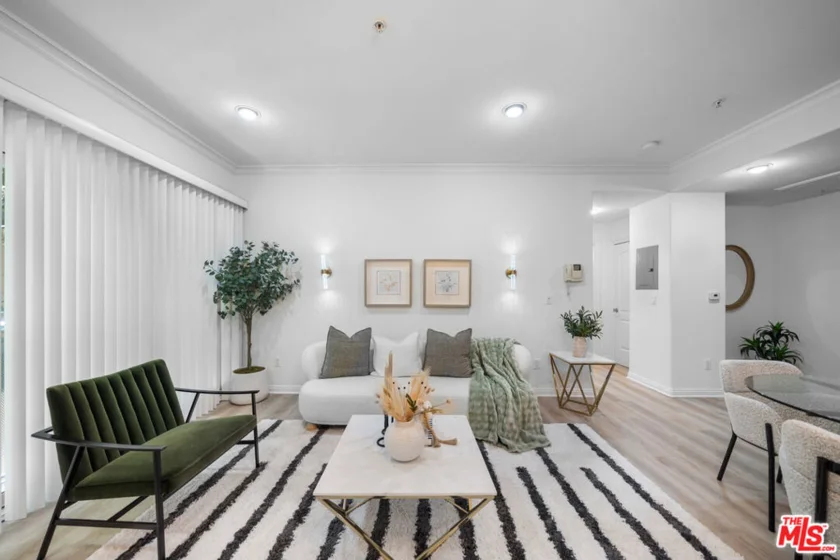 1128 S Serrano Avenue #104 photo 1