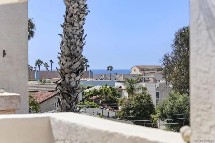 221 Donax Avenue #4 photo 32