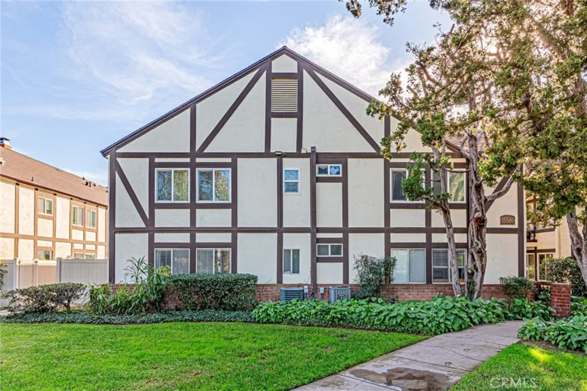 15510 Williams #F photo 1