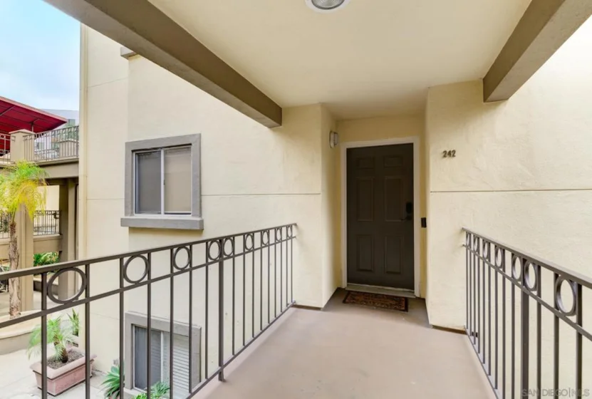 1270 Cleveland Avenue #D242 photo 30