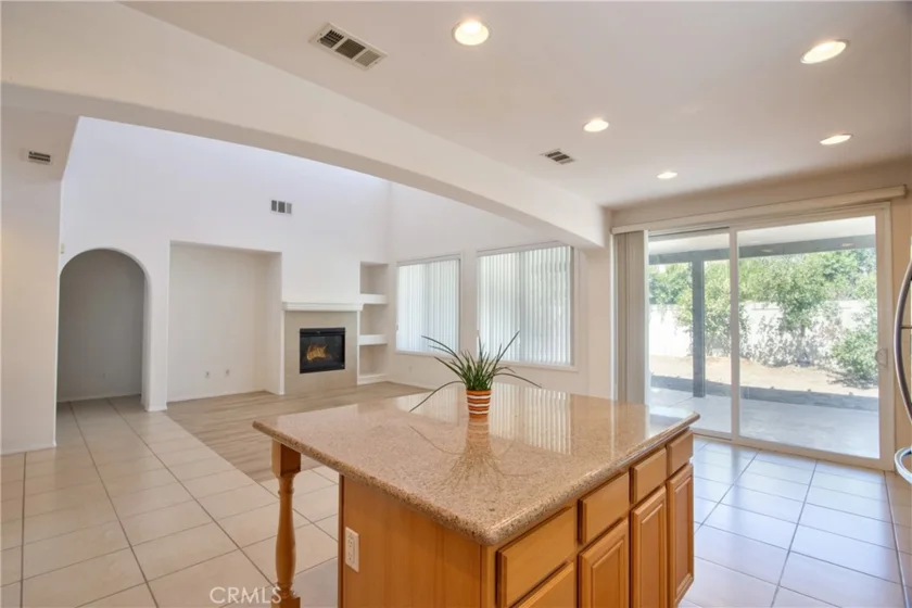 45743 Magnolia photo 12