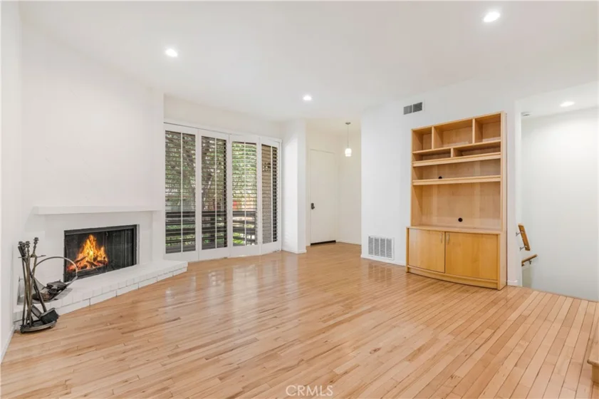 21901 Burbank Boulevard #218 photo 34