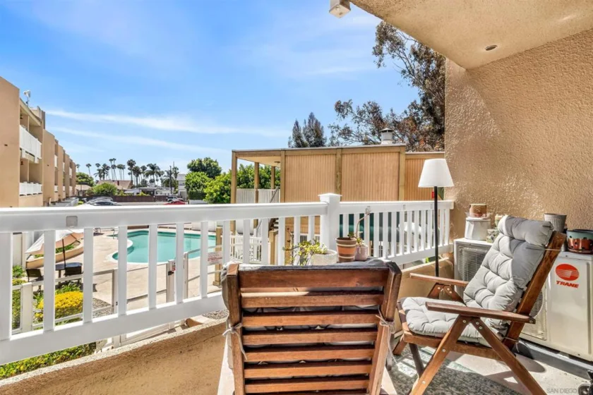 3030 Suncrest Drive #801 photo 8