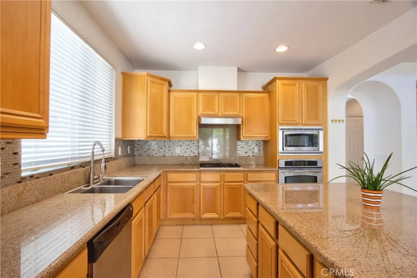 45743 Magnolia photo 11