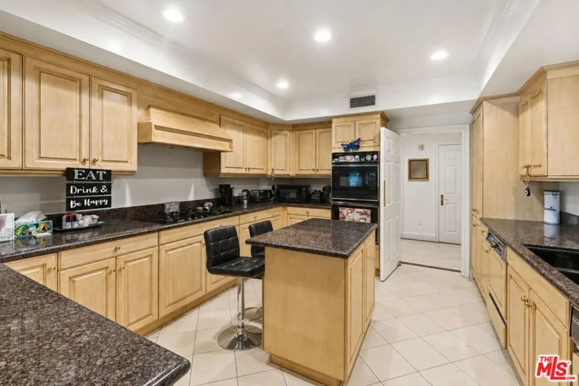 277 S Spalding Drive #203 photo 13
