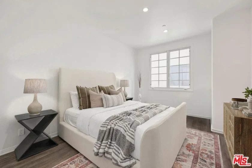 14100 Dickens Street #2 photo 3