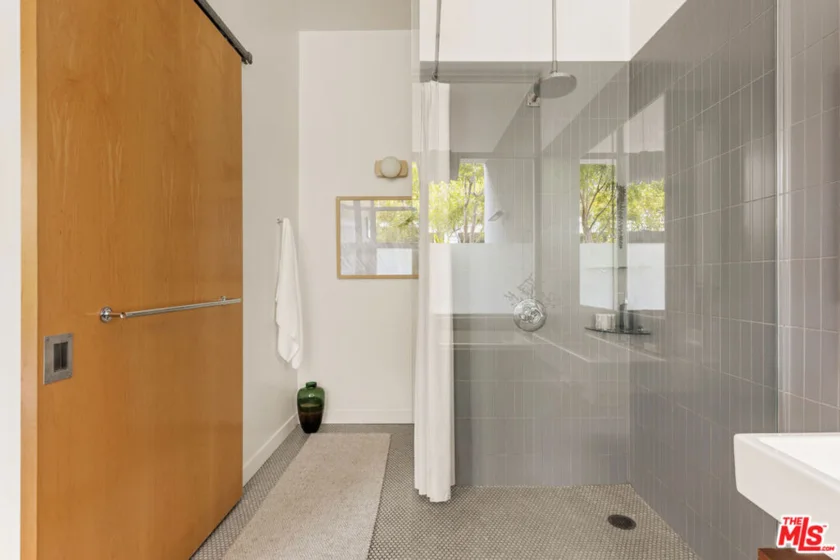 4080 Glencoe Avenue #217 photo 17