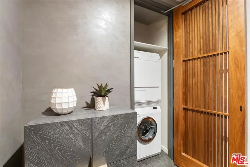 877 Francisco Street #2809 photo 20