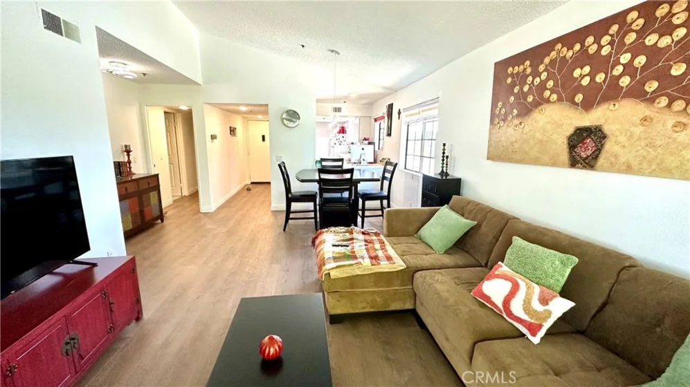 6545 Reseda Boulevard #24 photo 8