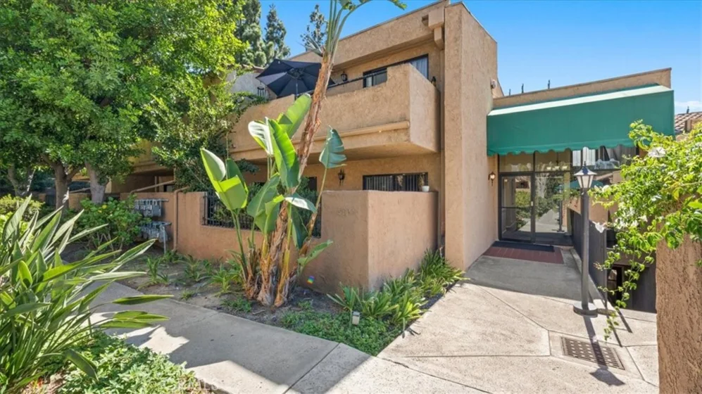 4788 Lakeview photo 2
