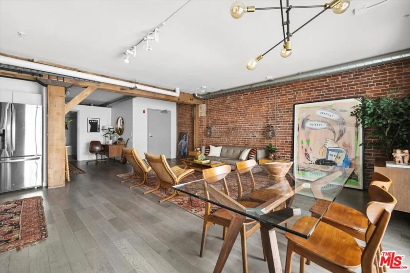 527 Molino Street #210 photo 1