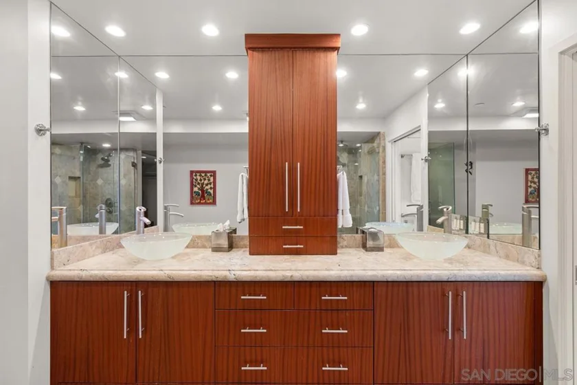 100 Harbor Drive #3504 photo 49