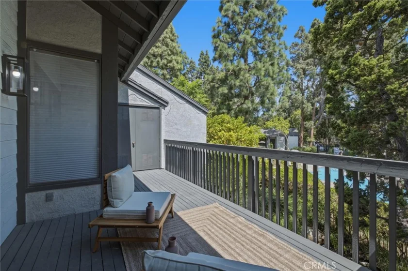 2538 W Macarthur Boulevard ##J photo 18