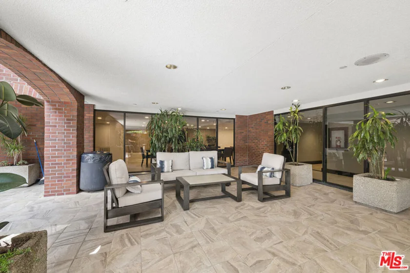 200 N Swall Drive #462 photo 30