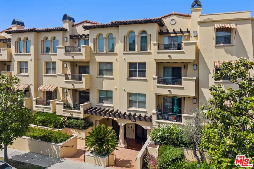 5037 Rosewood Avenue #101 photo 28