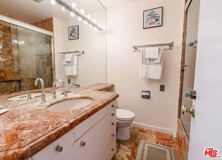 100 S Doheny Drive #711 photo 15