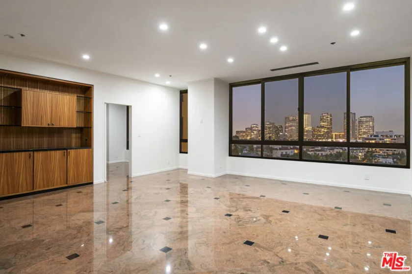10430 Wilshire Boulevard #606 photo 8
