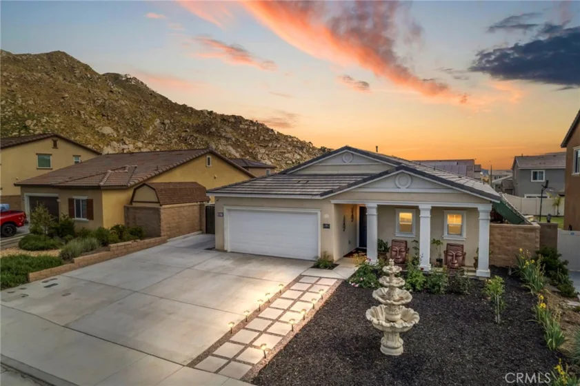 30121 Meadow Oaks Street photo