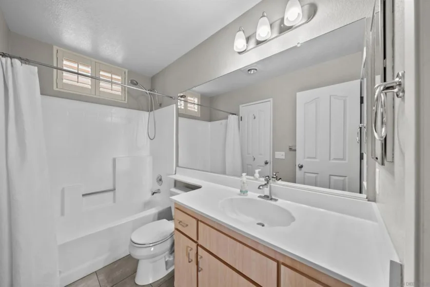 521 Arbor Drive #203 photo 14