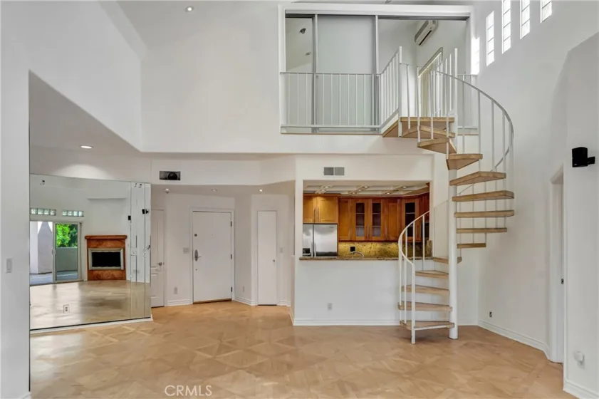 4477 Woodman Avenue #305 photo 10