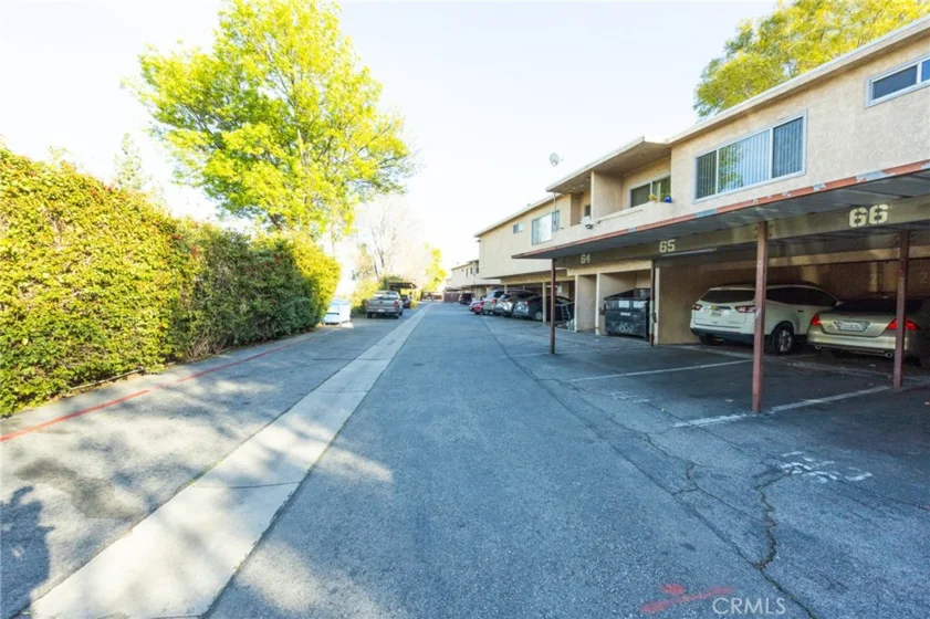 17135 Roscoe Boulevard #7 photo 2