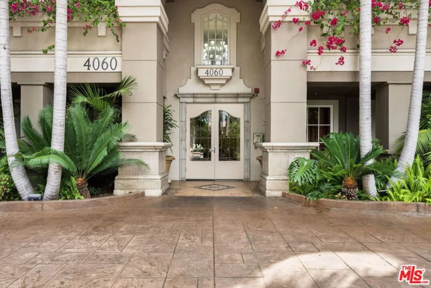 4060 Glencoe Avenue #307 photo 1