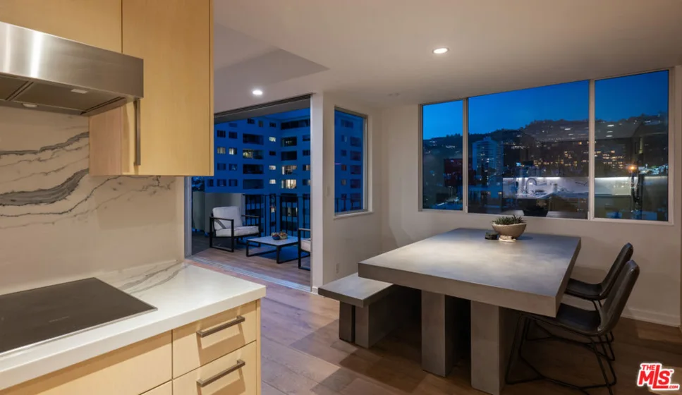 818 N Doheny Drive #1107 photo 19