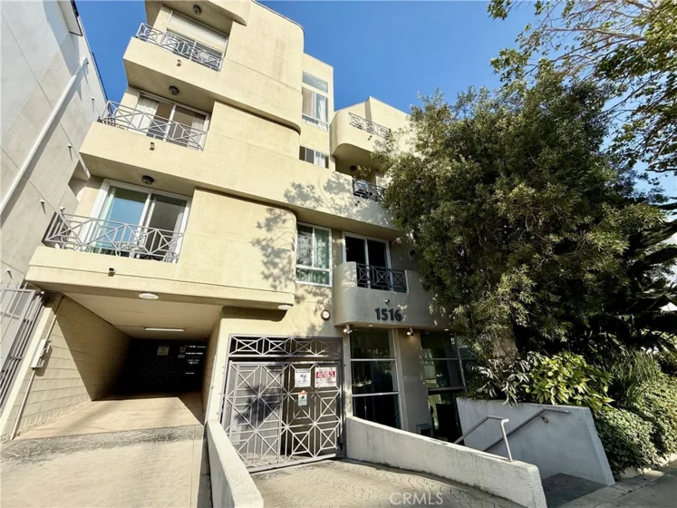 1516 Hi Point #102 photo 8