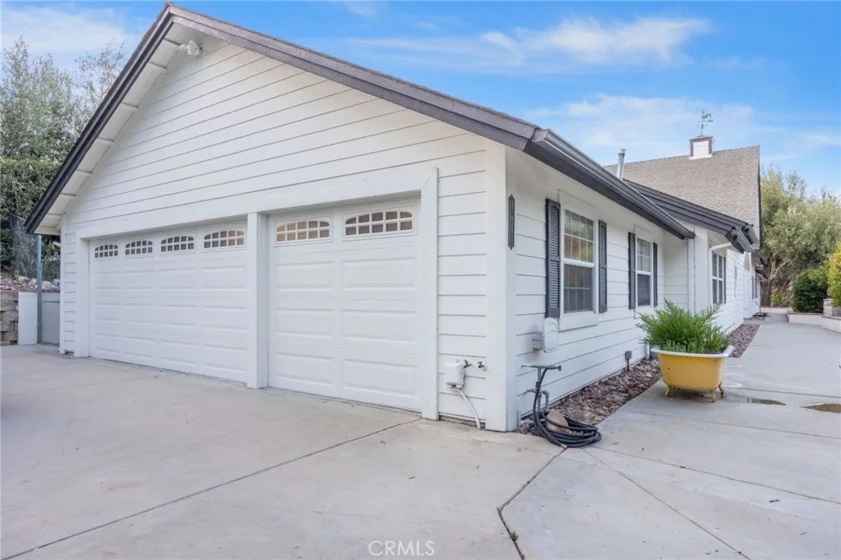 42761 Juniper photo 49