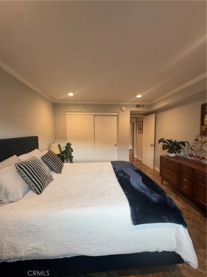 2700 E Cahuenga Boulevard #4223 photo 29