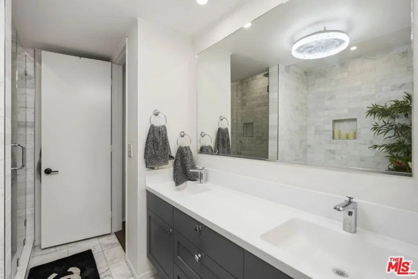 17711 Margate Street #211 photo 29