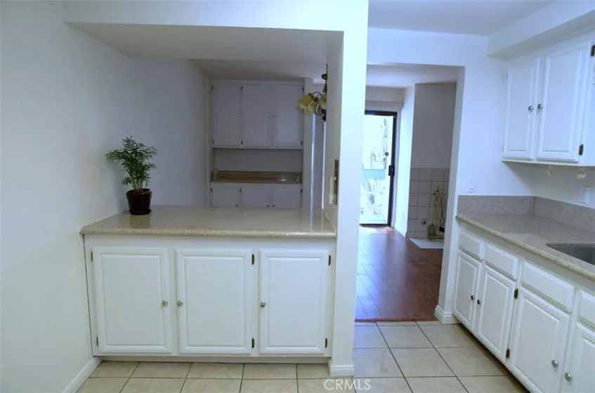 15325 Magnolia #102 photo 10