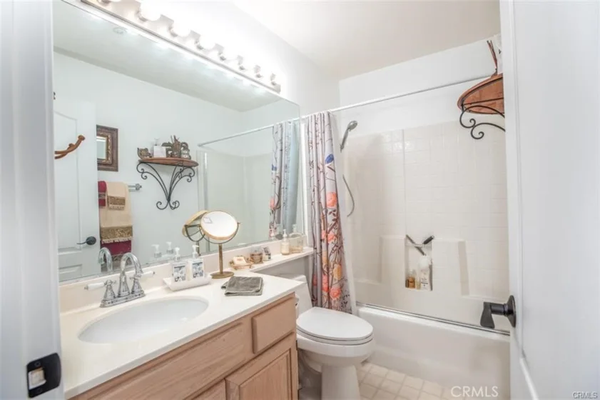 116 Mira Mesa photo 19