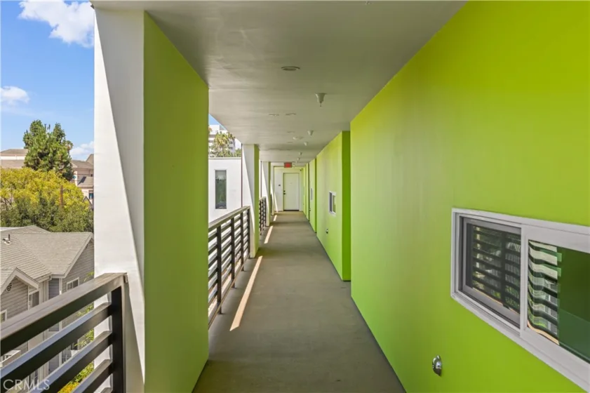 176 N Catalina Avenue #404 photo 37
