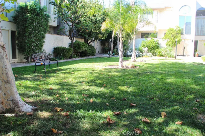 5317 Coldwater Canyon Avenue #D photo 13