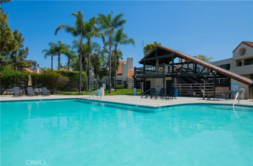 333 N Melrose Drive #E photo 3