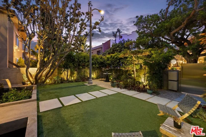 24 Eastwind Street #2 photo 37