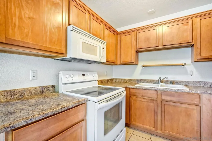 3285 Ocean View Blvd #14 #14 photo 13