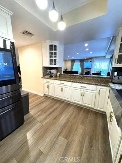 6828 Laurel Canyon Boulevard #211 photo 7