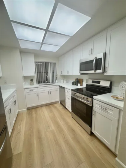 8877 Lauderdale Court #210-G photo 19