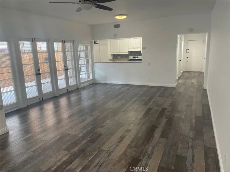 121 S Wilson #103 photo 13