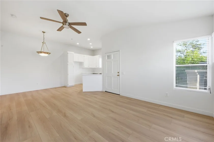 157 California Court photo 39