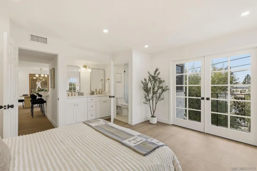 1263 Robinson #13 photo 12