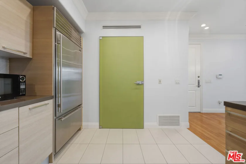 8121 Norton Avenue #201 photo 14