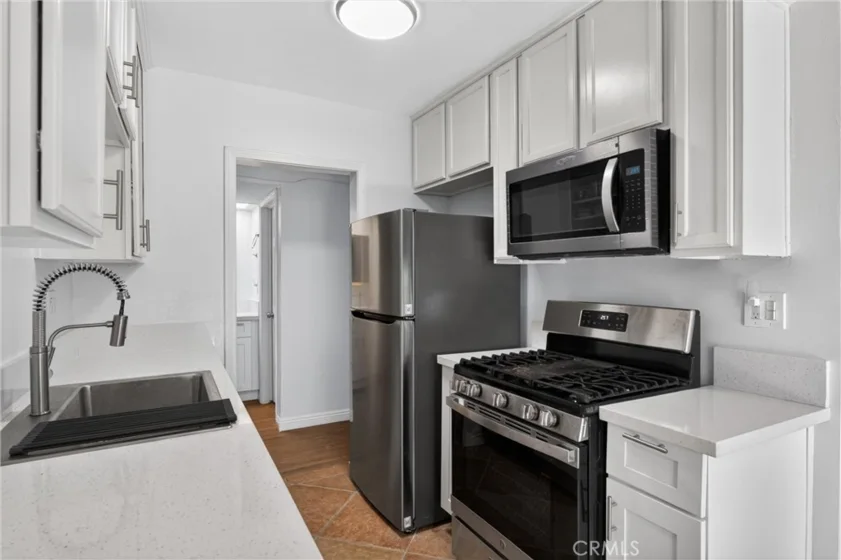 1470 W Lambert Road #263 photo 7