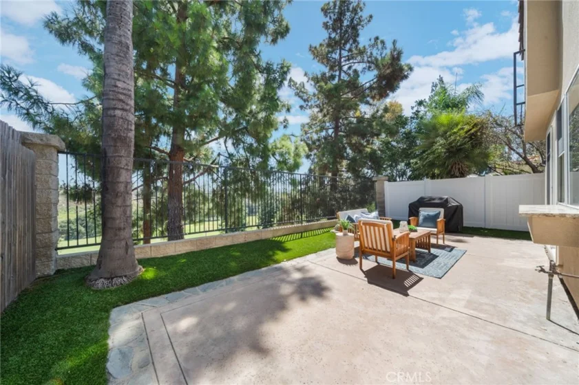 84 Hawaii Drive photo 50
