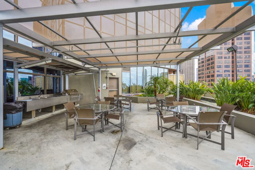 1100 Wilshire Boulevard #2610 photo 17