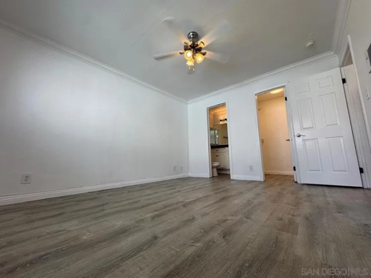 5075 Narragansett Avenue #206 photo 27