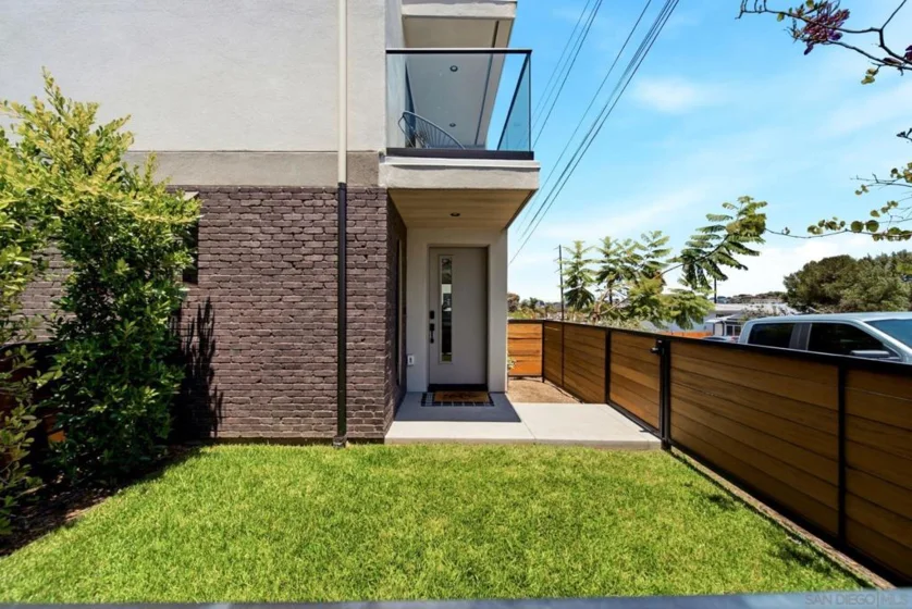 2126 San Clemente Street photo 38