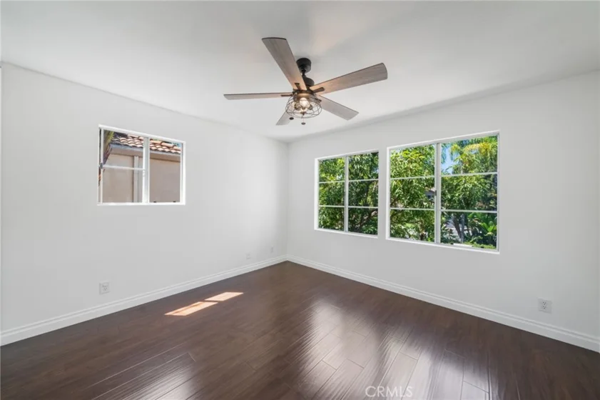 84 Hawaii Drive photo 42